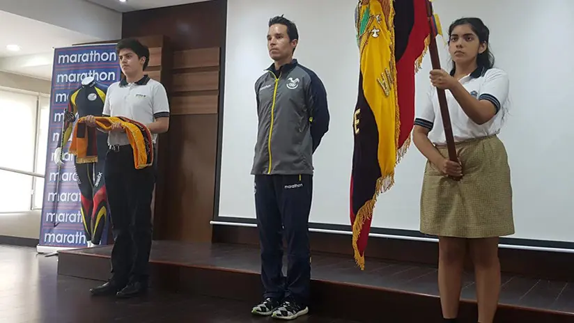 Abanderado el primer ecuatoriano que participará en unos Jue