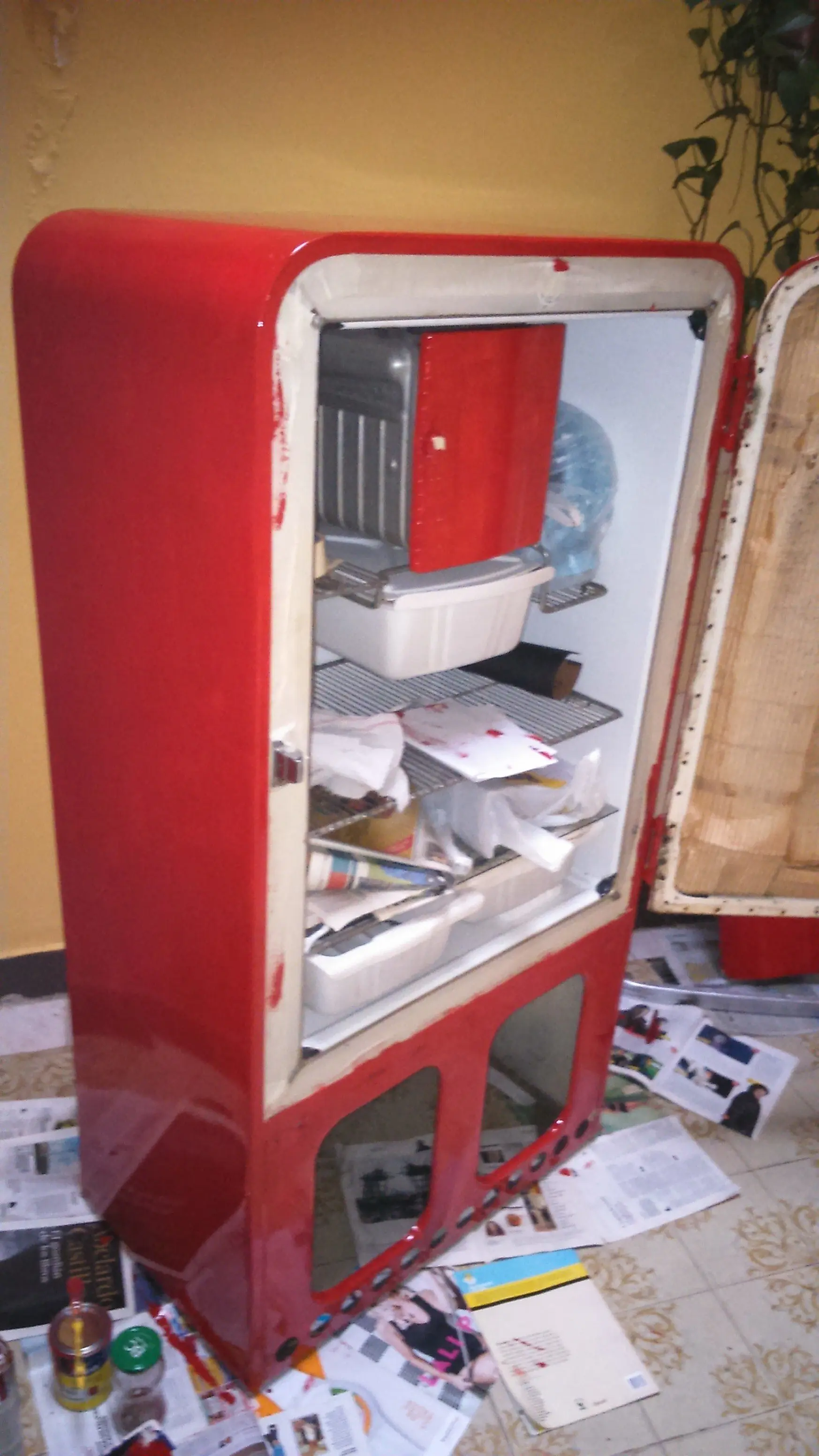 Restaurando vieja heladera Siam