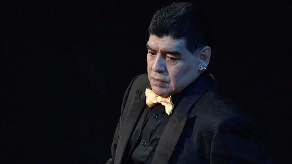 EE.UU otra vez Nego visa a Maradona