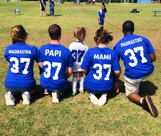 18 Cosas inesperadas que comprueban que estos padres son uno