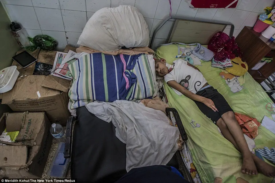 venezuela en caos. y ahora se unio otra mas para el saco.!