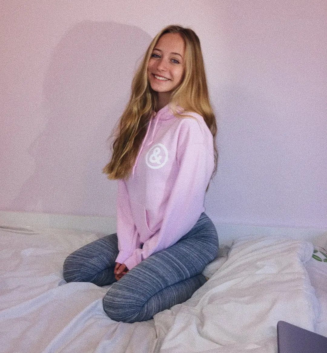 La rubia mas linda que vas a ver hoy! [megapost]