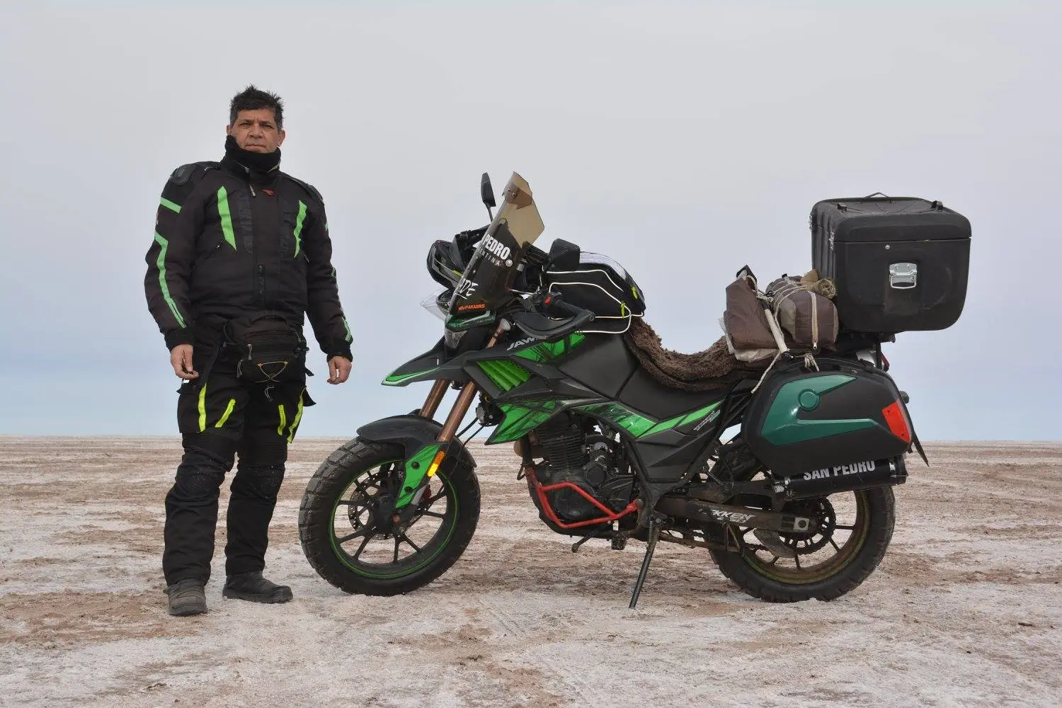 Manual del moto viajero (parte 3, equipo)