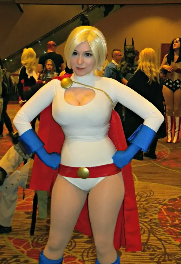 Cosplay de Power Girl