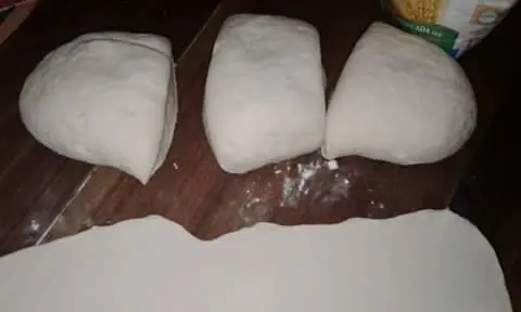 Pizza rellena (foto-receta)