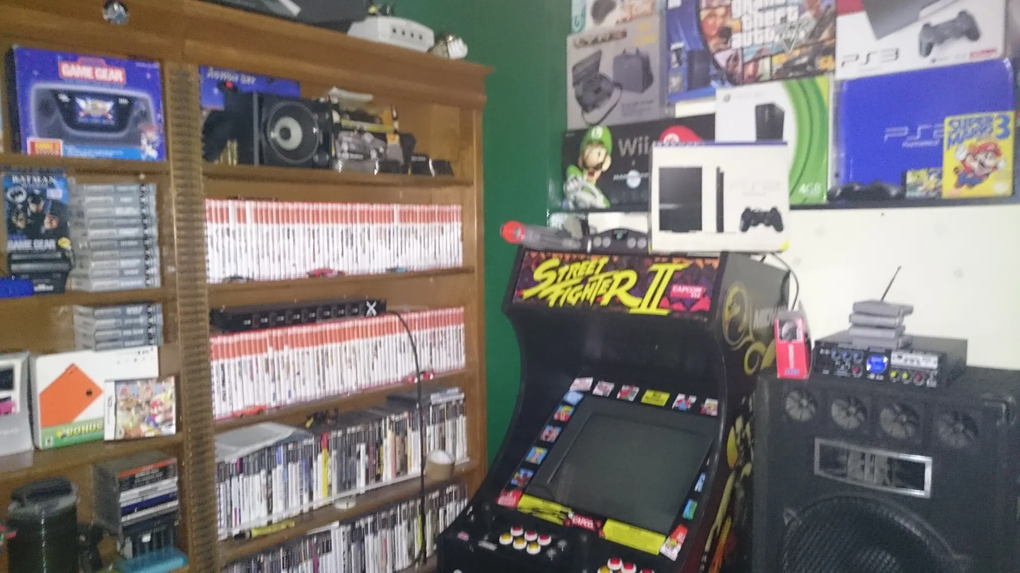 Mi coleccion de video juegos clasicos y nuevos! (propio) Mi coleccion de video juegos clasicos y nuevos! (propio)