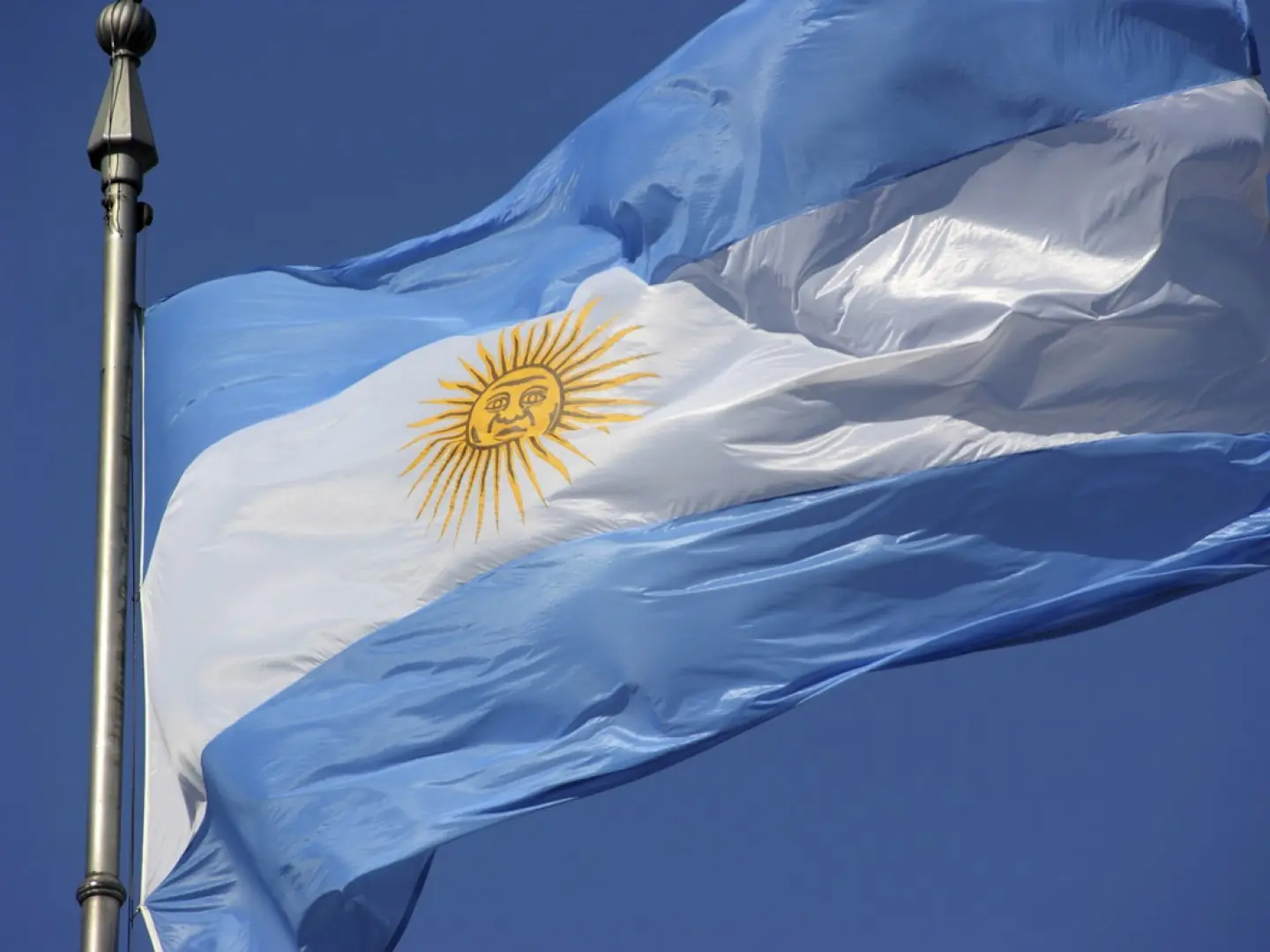 Porque Argentina no es un pais desarrollado?