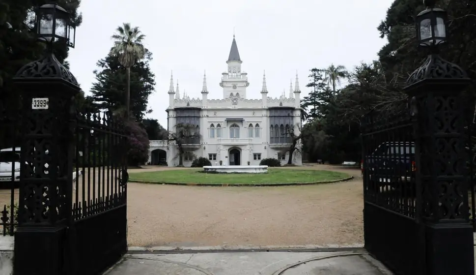 Palacios, castillos y fuertes de Uruguay.