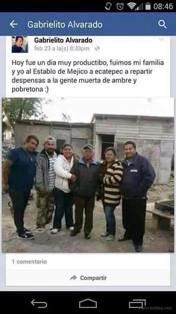 SOCIALES