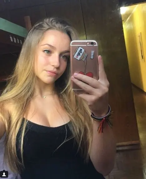 Raphaella Bonaldi Sobral, alta nenusa