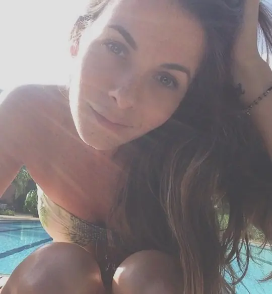 la mas linda