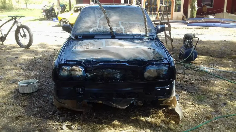 Pintando un BMW E30 año 1987