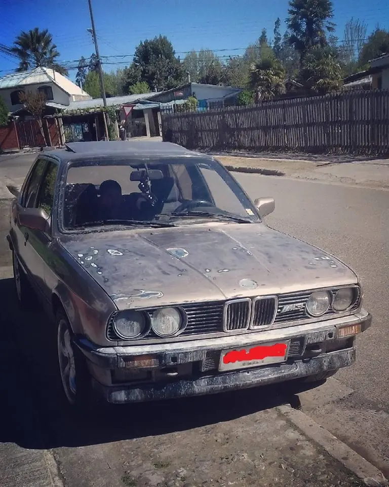 Pintando un BMW E30 año 1987