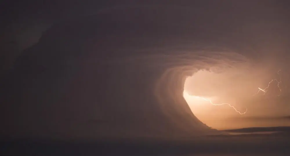 Impresionantes tormentas muestran su belleza