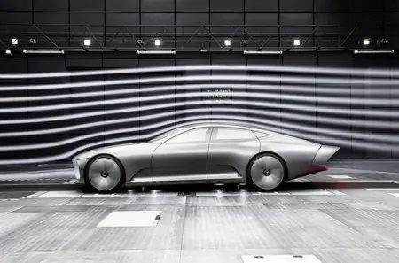 autos futursitas