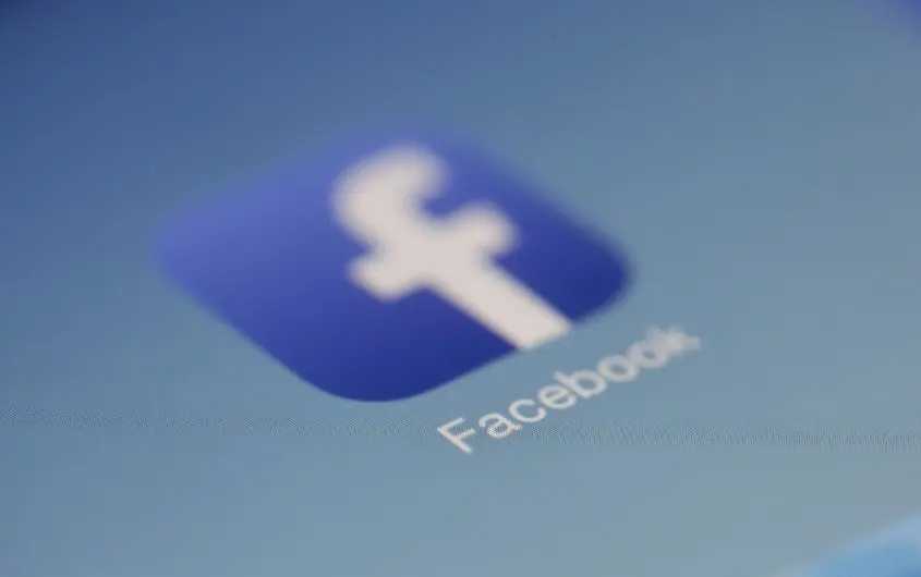 Cofundador de Whatsapp tuiteó a favor de eliminar a Facebook
