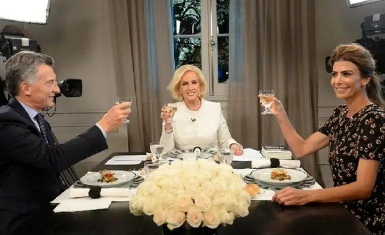 Macri preocupado: reunion con eruditos argentinos