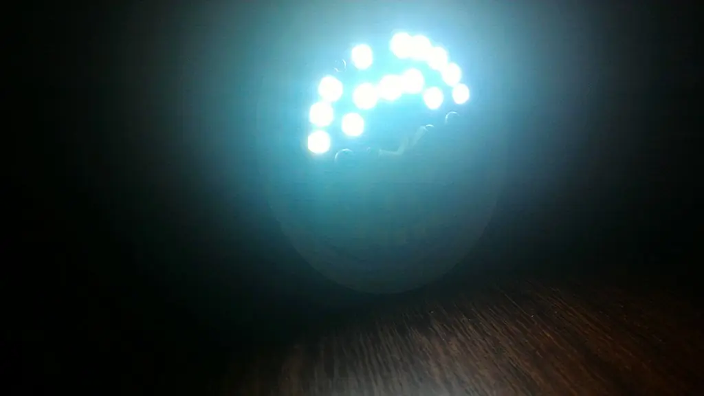 Se te quemò una lamparita Led? No la tires, arreglala