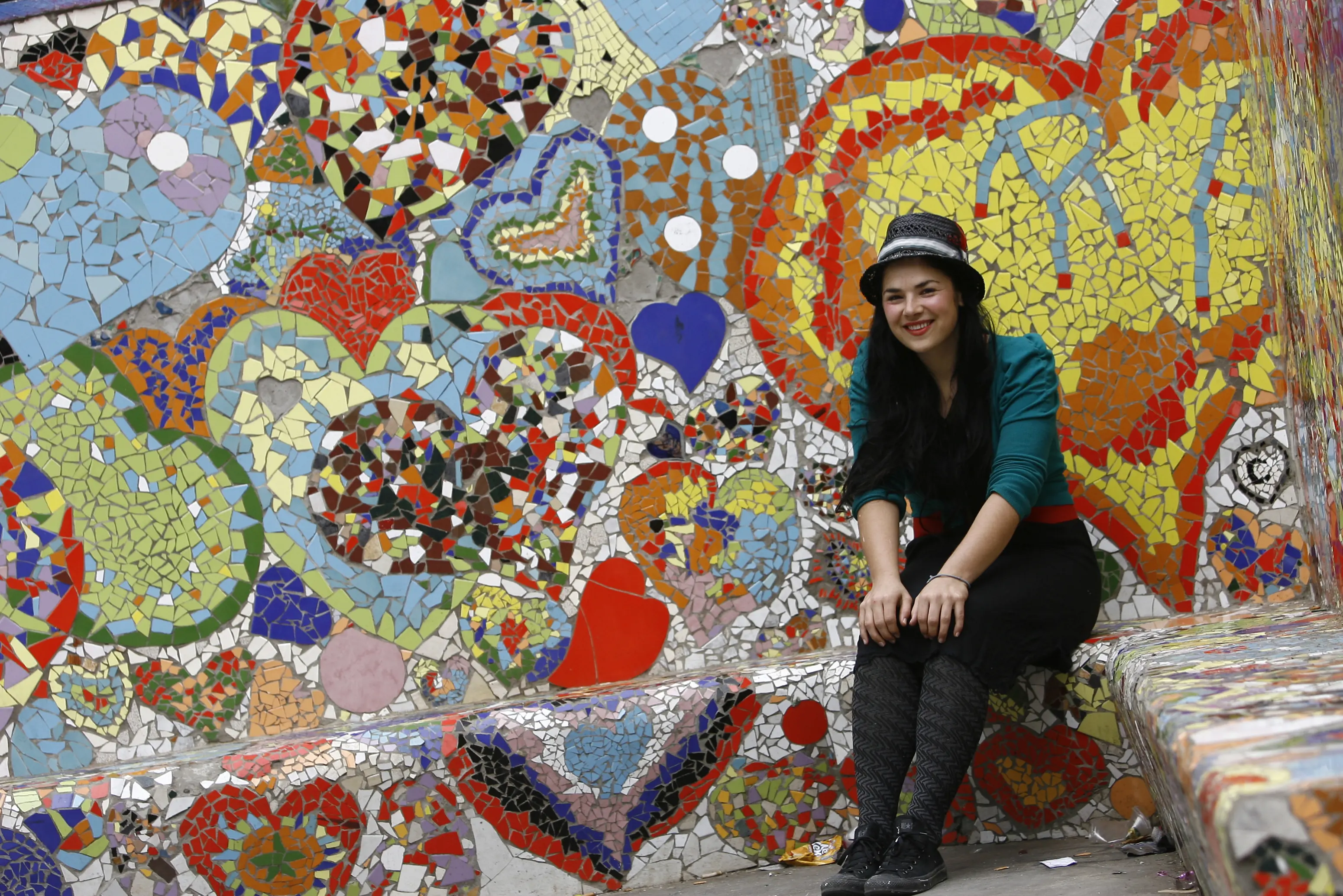 MURAL