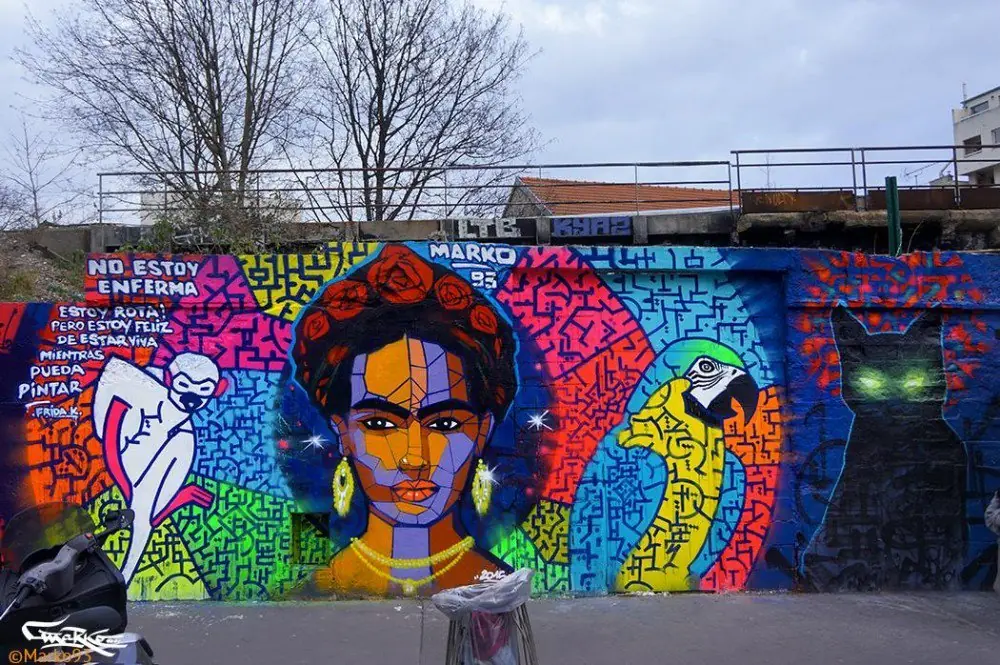 MURAL