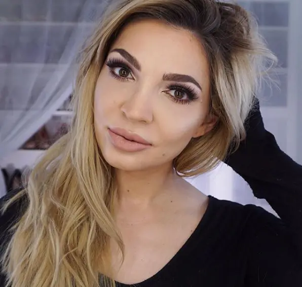 sin maquillaje