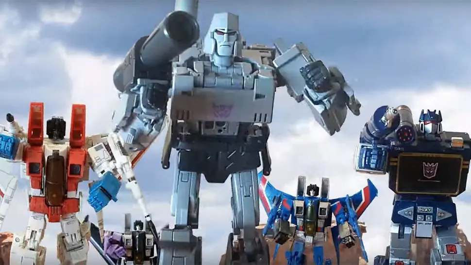 Alguien recreó la intro Transformers de 1984 en stop-motion