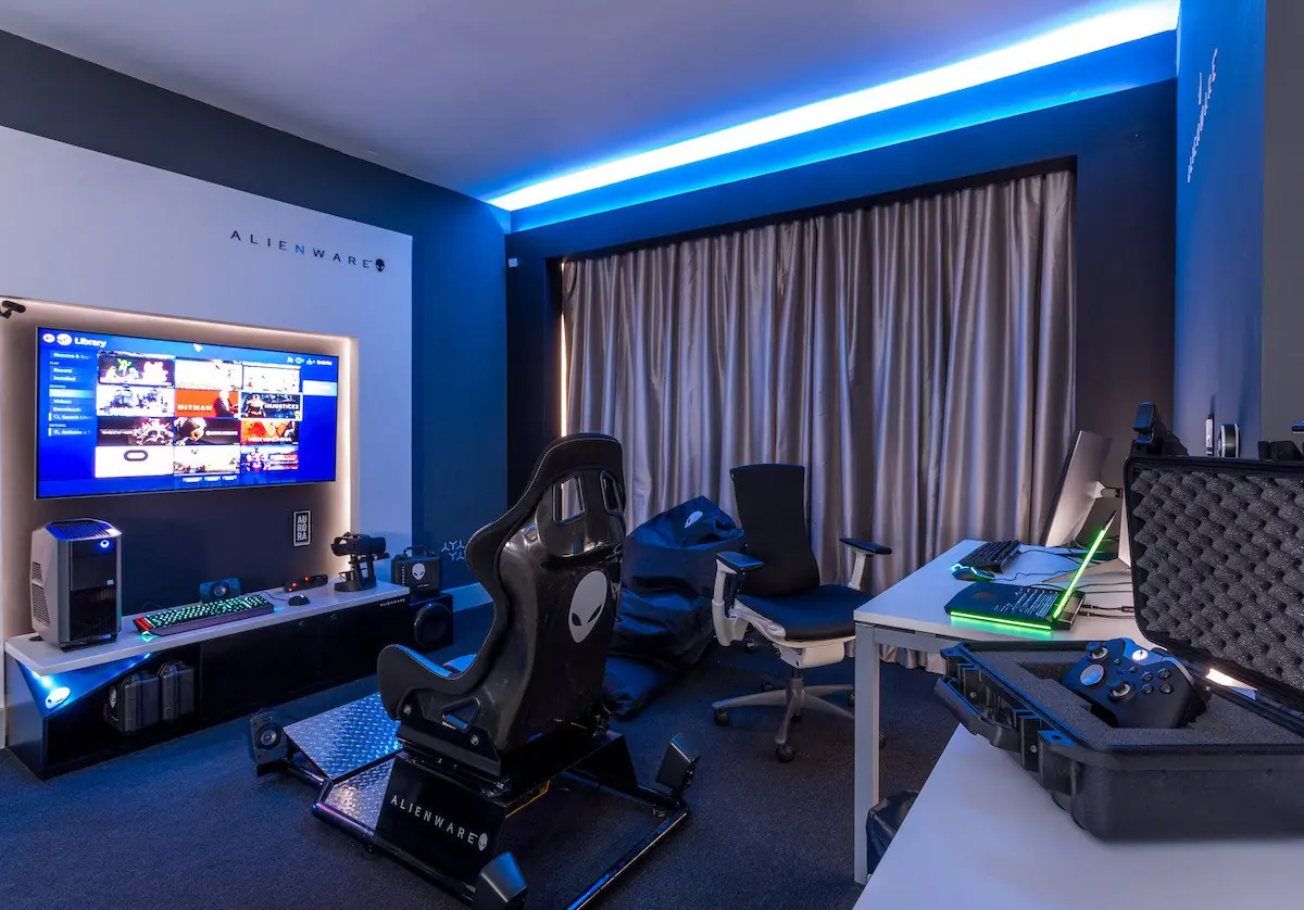 GAMER GAMER