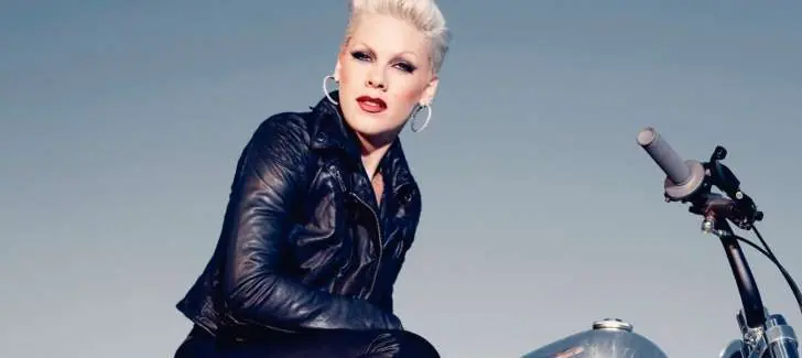 P!nk es elegida como "La mujer más bella del mundo"
