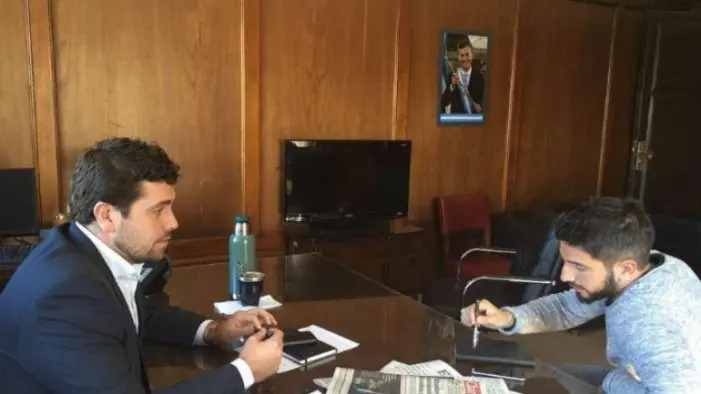 Carpetazo: Filtran fotos de periodista tomando cocaina