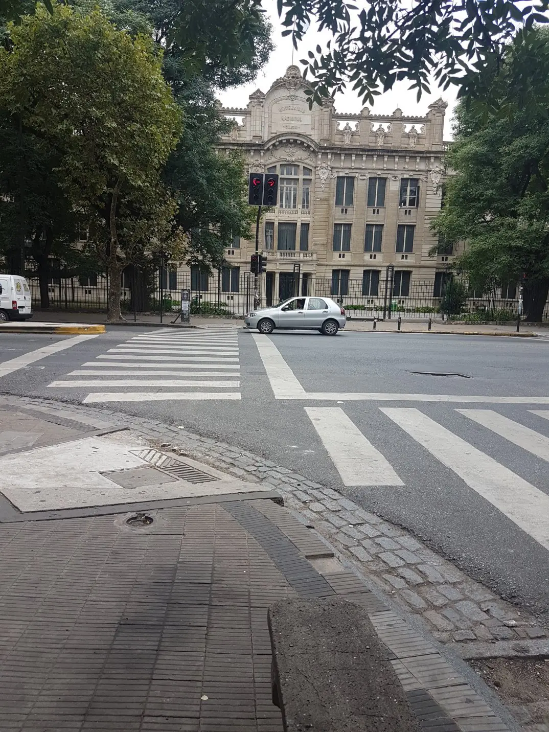 [Historia Real] Cuando hablé con una chica Suicida