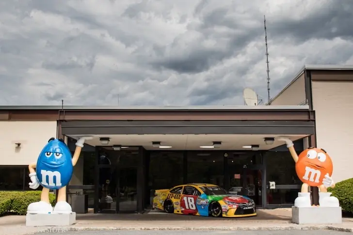 Así es como realmente se preparan tus amados M&M’s