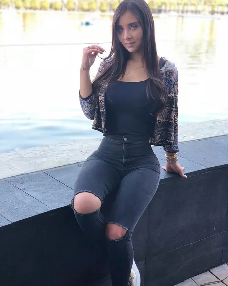 Levantar una mina 9-10 en un boliche(real)(propio)