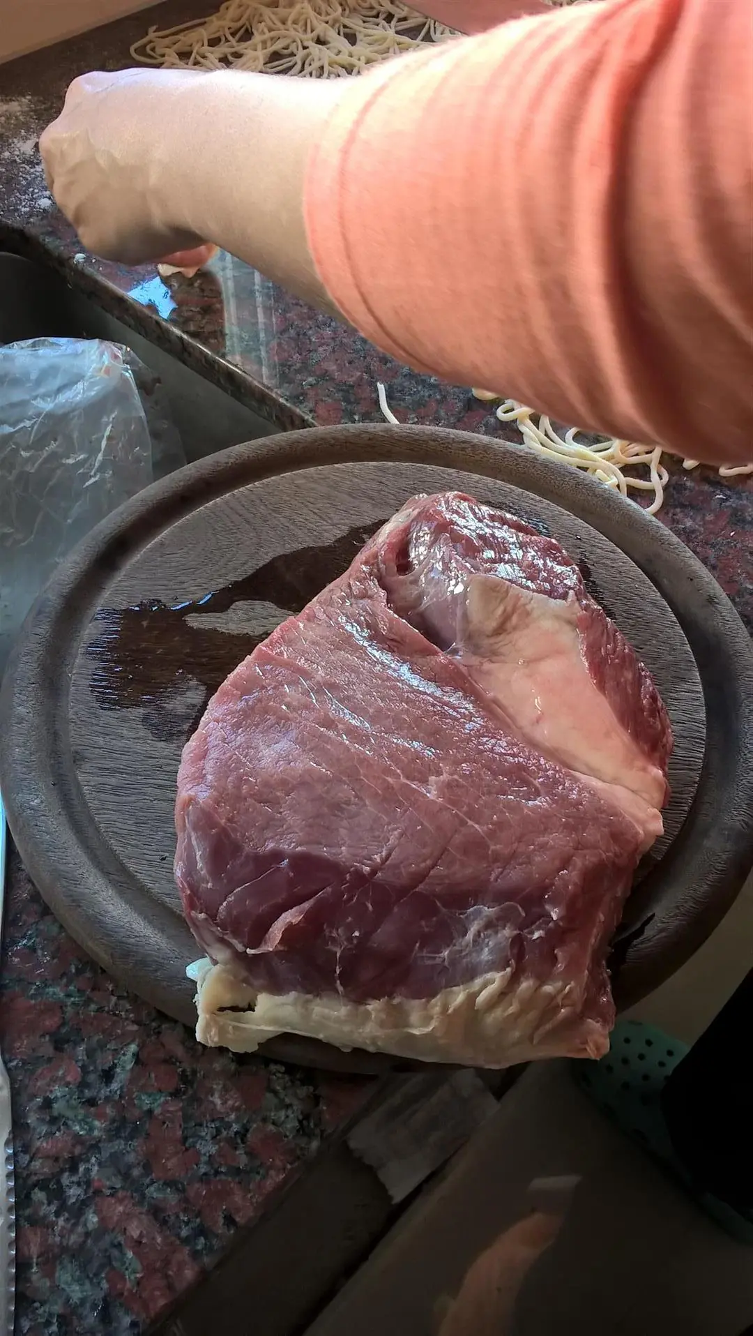 Tallarines en casa. Comida hecha con poca guita