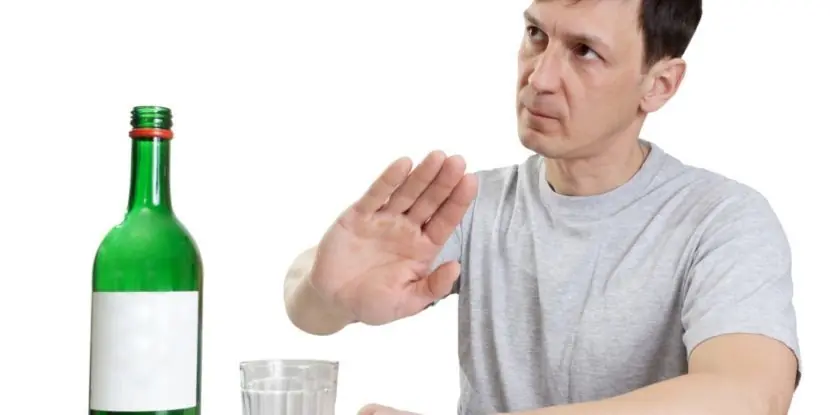 Qué ocurre en el cerebro cuando se deja de beber