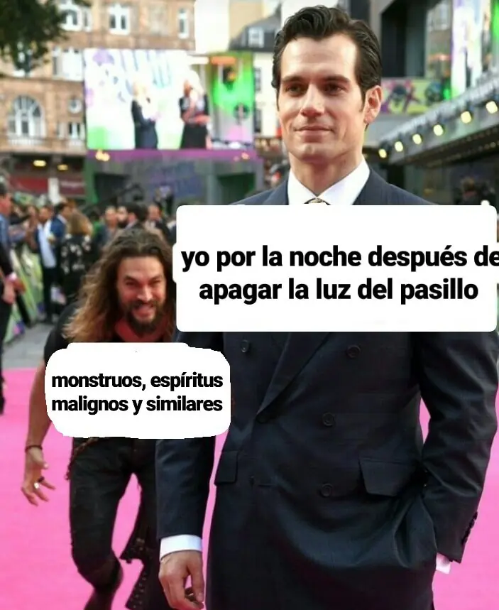 JUEVES