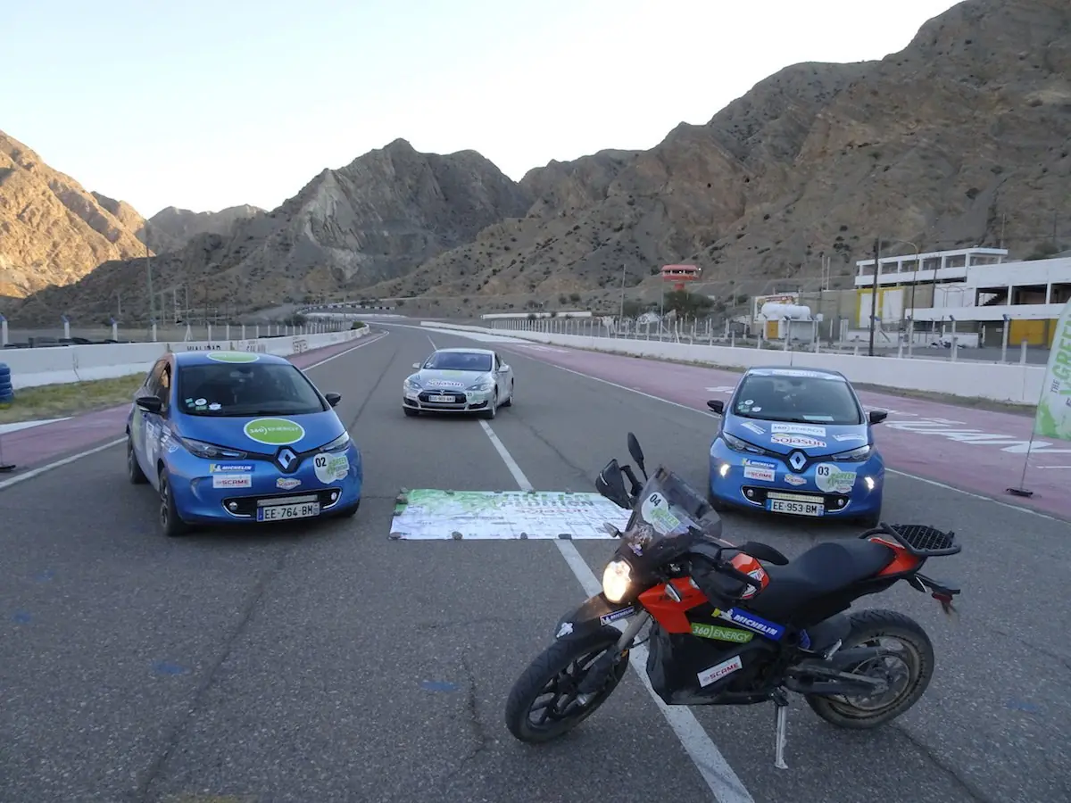 Autos eléctricos recorrieron de punta a punta Argentina.