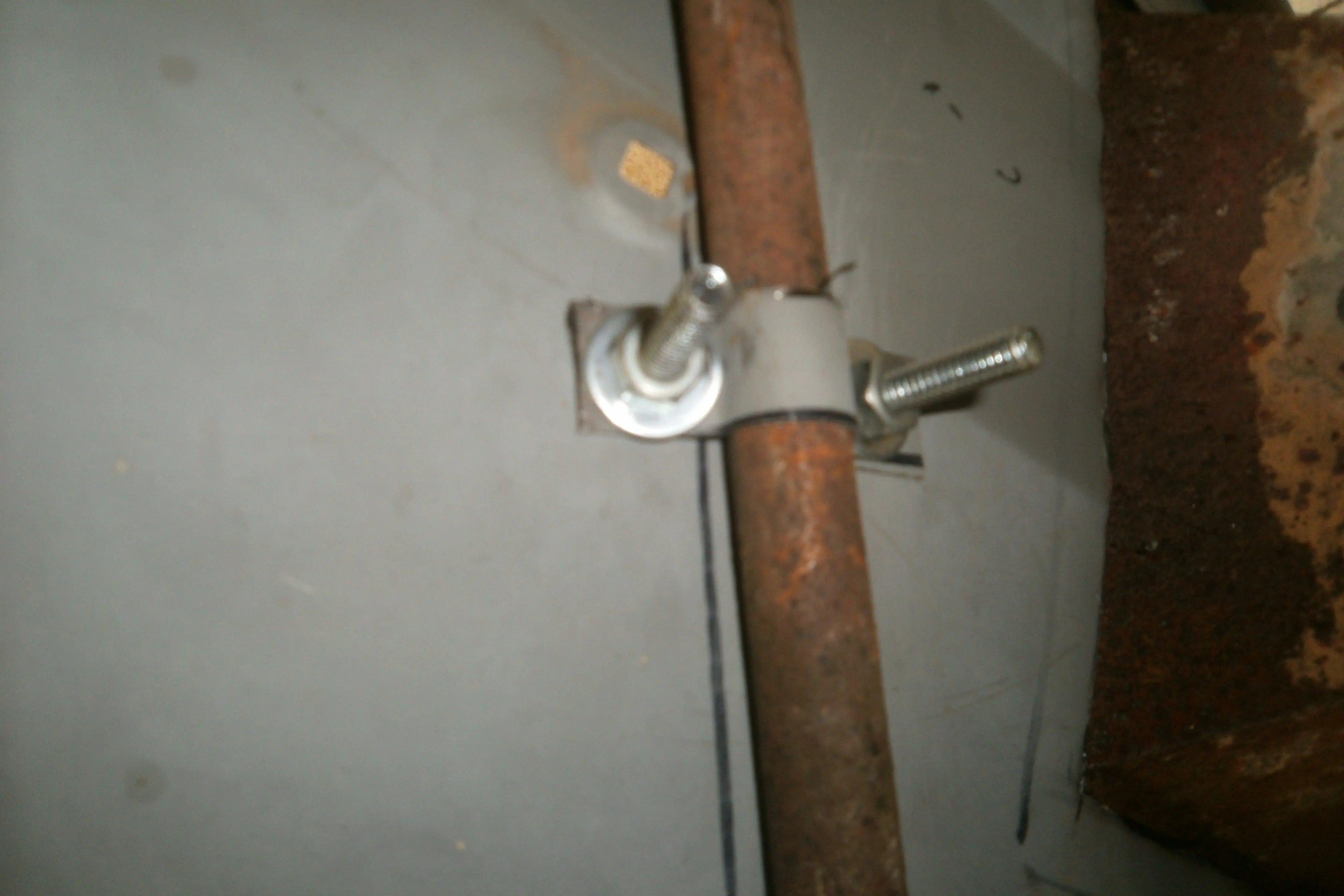 Me arme una fragua para hacer cuchillos con basura