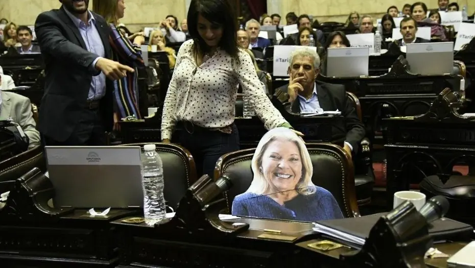Lilita reclamo a Macri el trato con el FMI