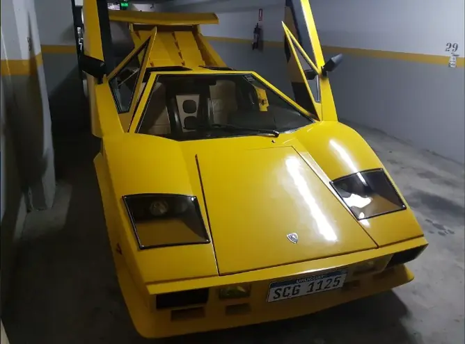 countach