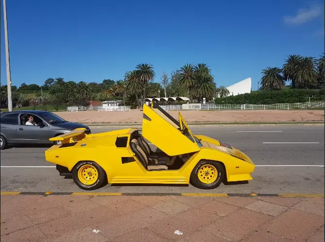 dino