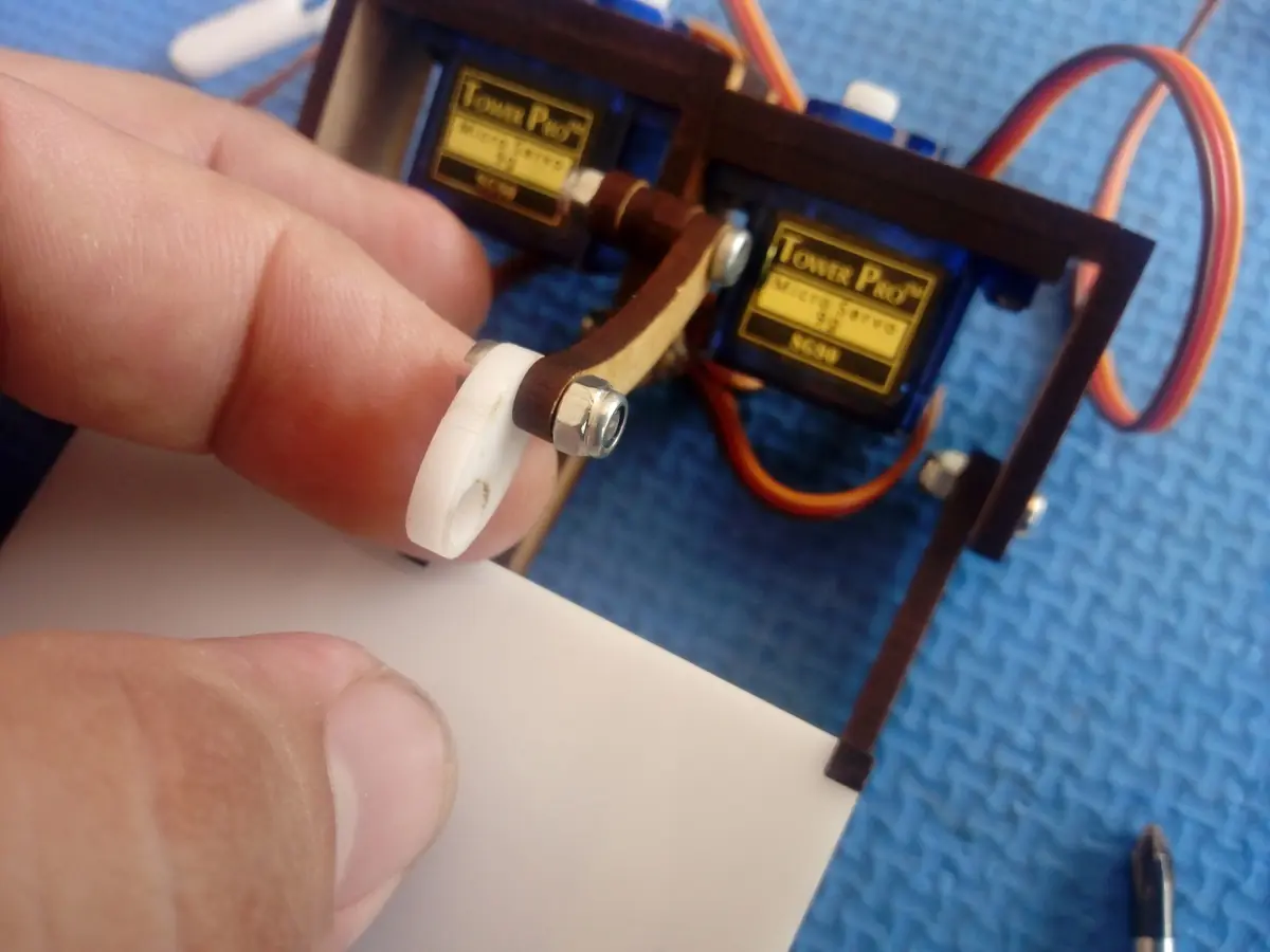 Robot Reloj