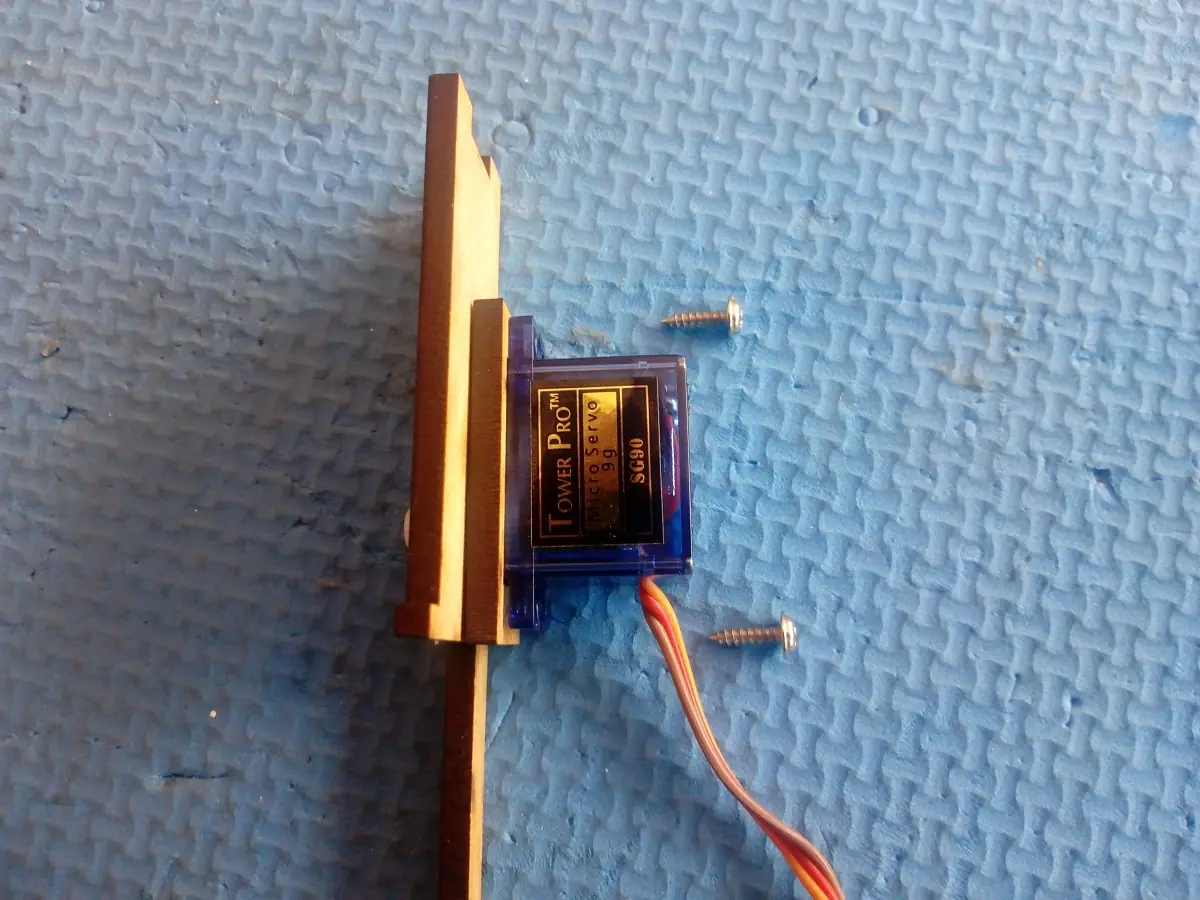 Proyecto 30: Robot reloj PlotClock