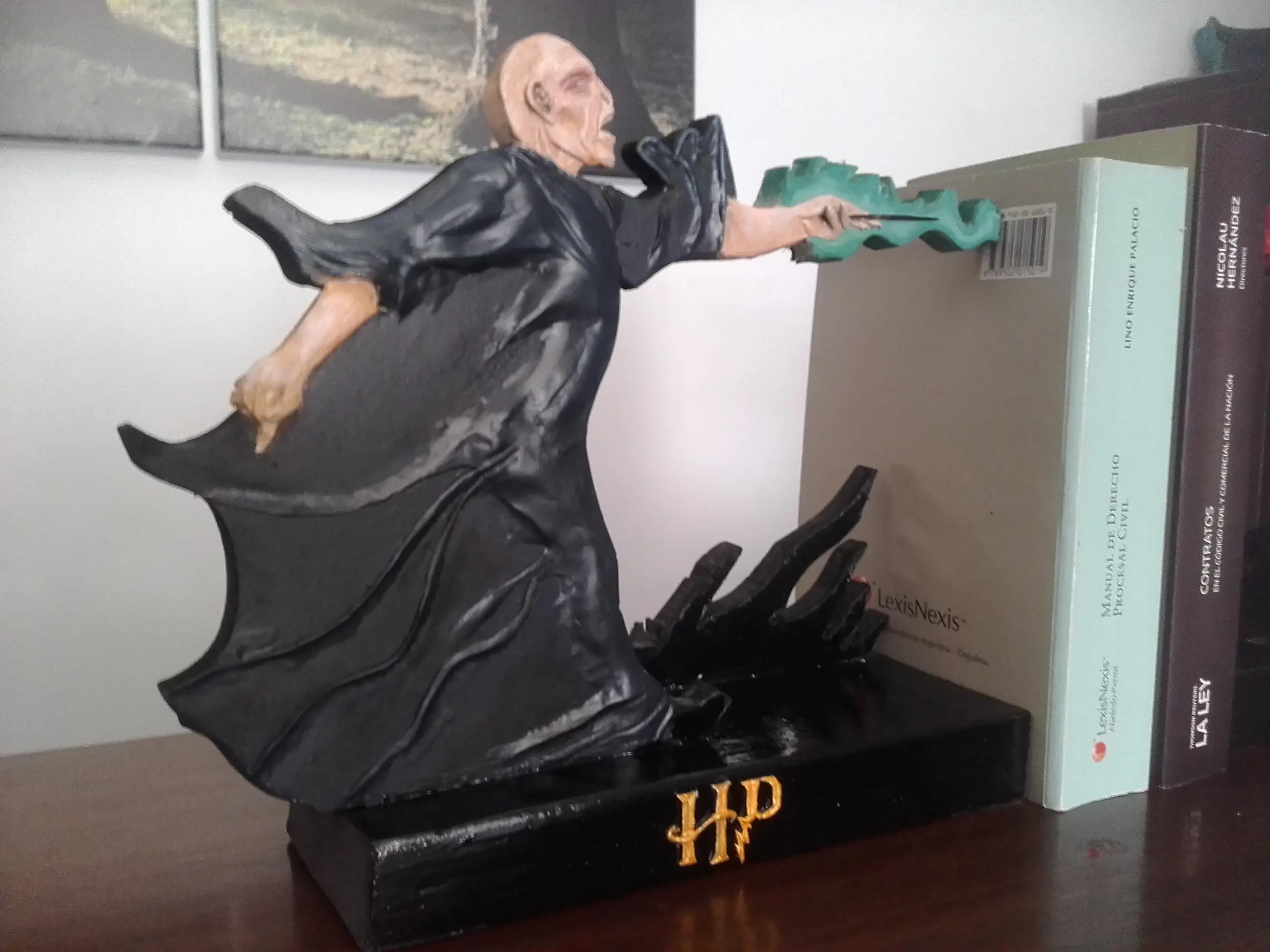 Hice un apoyalibros de Batman + yapa