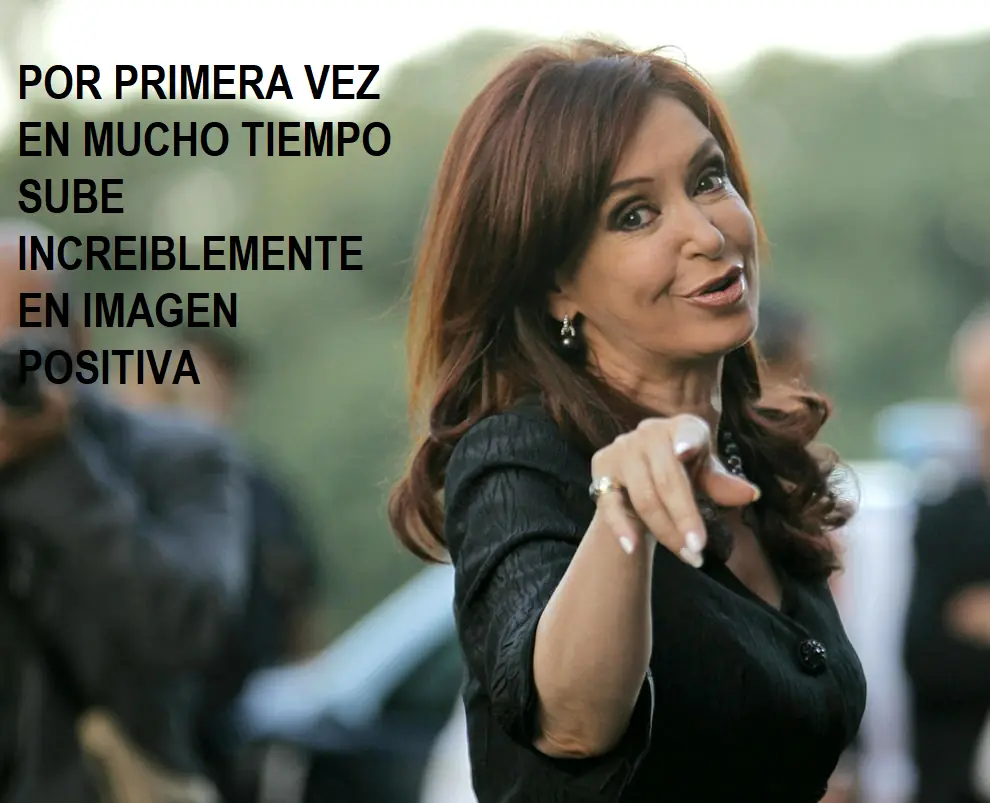 Llamativo cambio: Clarin da ganadora a CFK en 2019