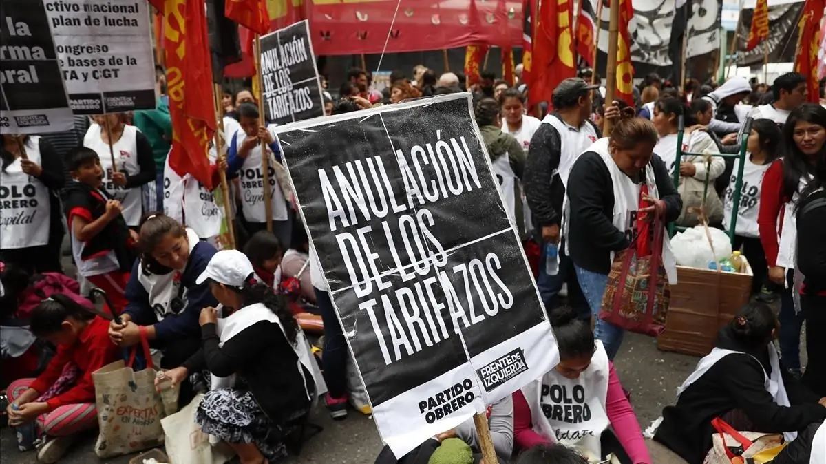 Tarifazo e inflación en Argentina: una fábrica de pobres