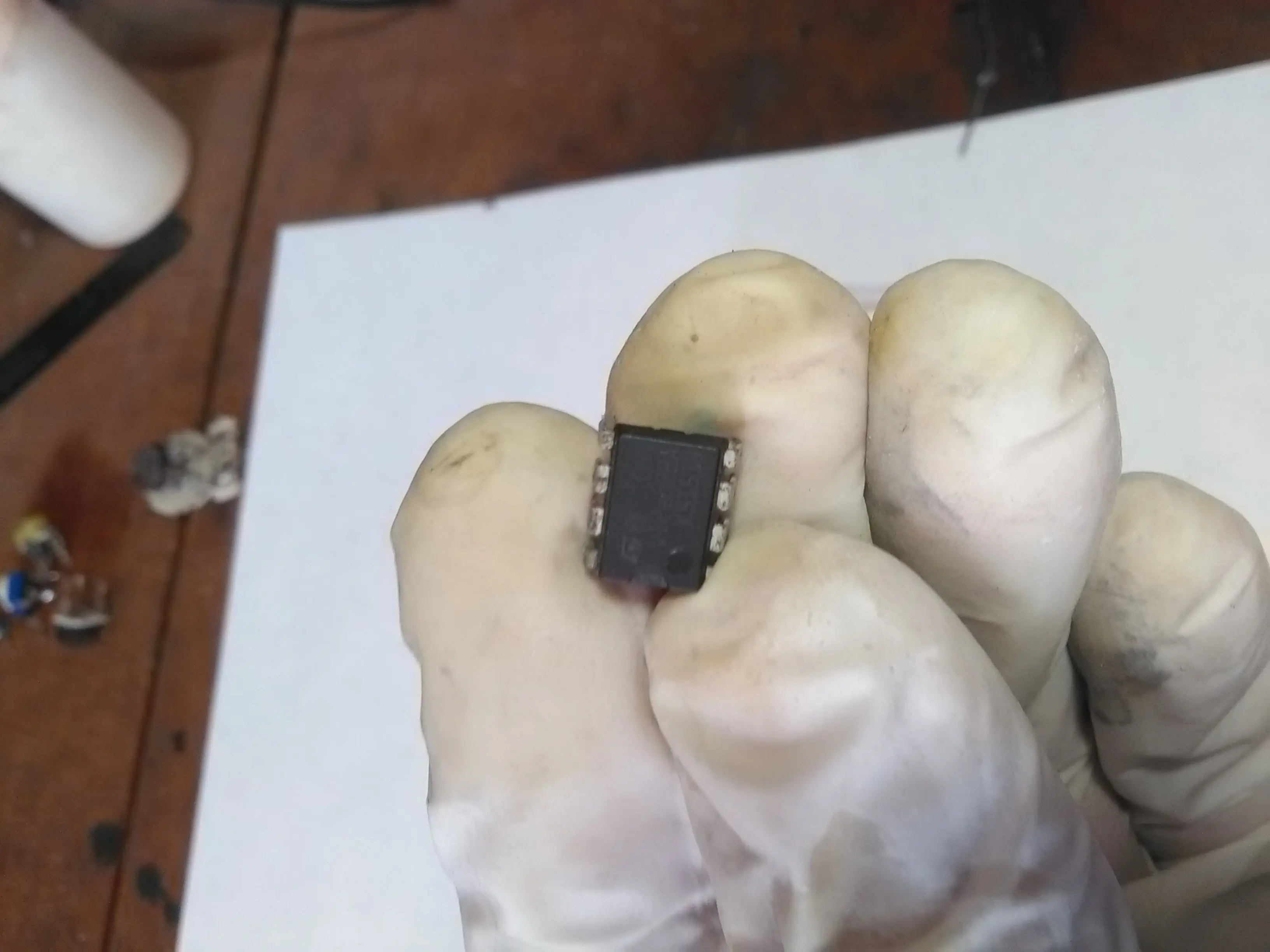 Reparé minicomponente HI FI de alta gama pero IC's truchos