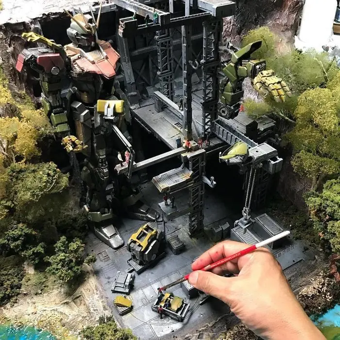 Artista recrea recuerdos de la infancia en maquetas