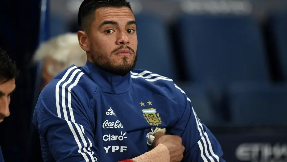 Sergio el que la tiene chiquita Romero afuera del Mundial