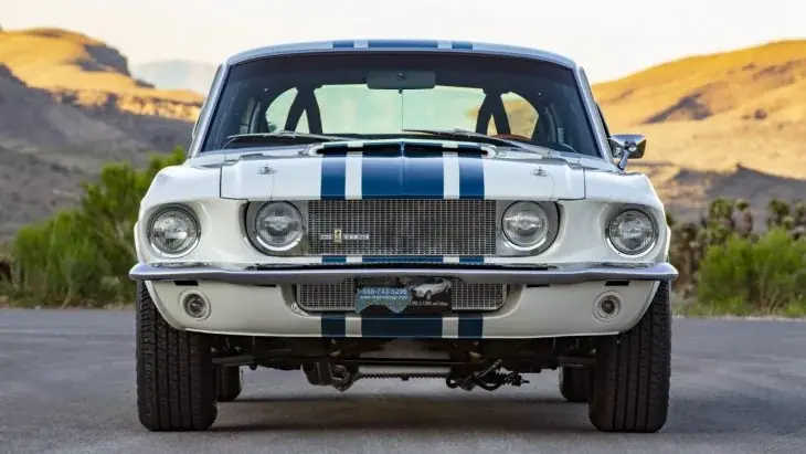 Construyen 10 autos GT500 del 1967 originales para la venta