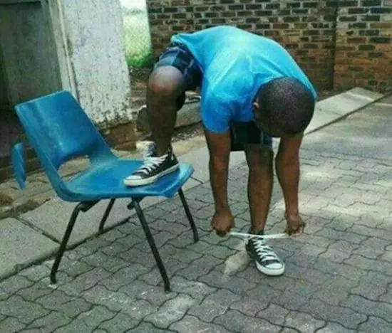 Humor nocturno cautivador, riete demasiado